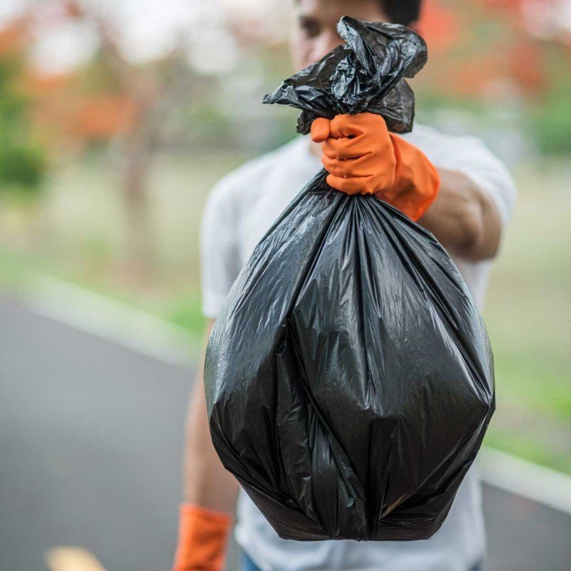 32 Pcs Black Garbage Bag Roll. - Discount Mart